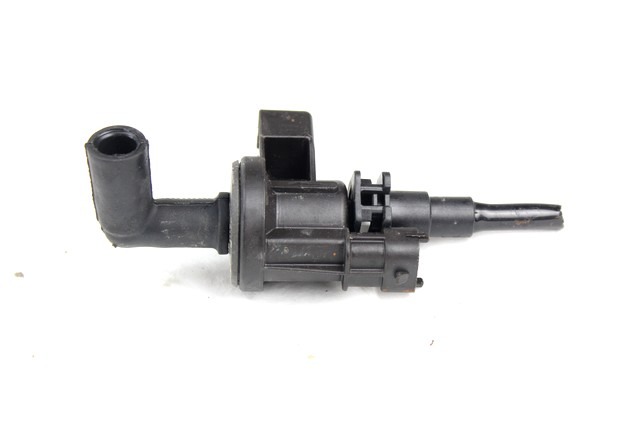 ELEKTROVENTIL  OEM N. 55566514 ORIGINAL REZERVNI DEL OPEL CORSA E X15 (2014 - 2019)BENZINA LETNIK 2015