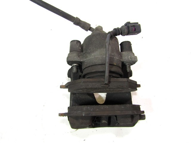 SPREDNJE LEVE ZAVORNE CELJUSTI  OEM N. 3A0615123 ORIGINAL REZERVNI DEL VOLKSWAGEN GOLF IV 1J1 1E7 1J5 MK4 BER/SW (1998 - 2004) BENZINA LETNIK 2000