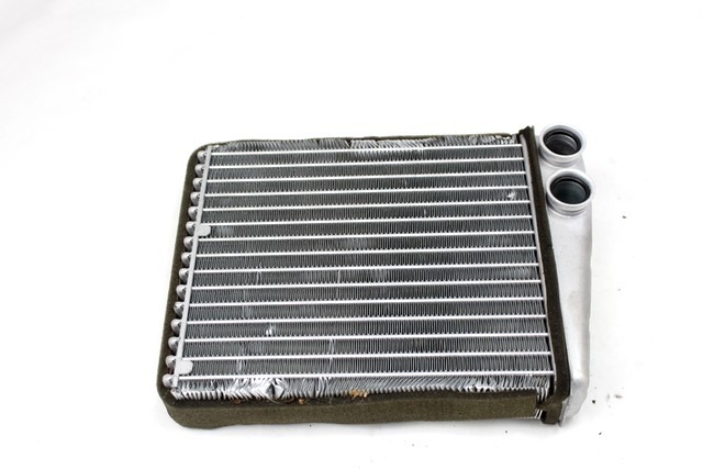 GRELEC RADIATORJA OEM N. A1698300061 ORIGINAL REZERVNI DEL MERCEDES CLASSE B W245 T245 5P (2005 - 2011) DIESEL LETNIK 2010