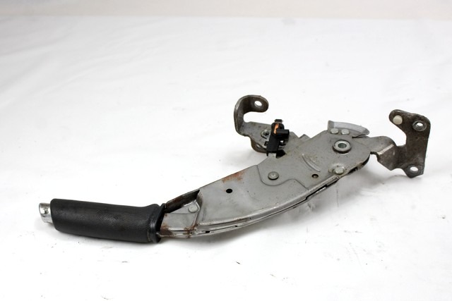 OEM N. 13138923 ORIGINAL REZERVNI DEL OPEL MERIVA A X03 (2003 - 2006) DIESEL LETNIK 2004