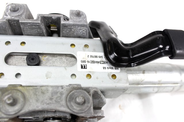 VOLANSKI DROG OEM N. A2464602316 ORIGINAL REZERVNI DEL MERCEDES CLASSE A W176 (2012 - 2018)DIESEL LETNIK 2013