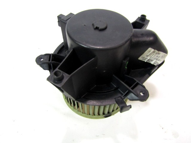 VENTILATOR  KABINE  OEM N. 46723714 ORIGINAL REZERVNI DEL FIAT PUNTO 188 188AX MK2 (1999 - 2003) BENZINA LETNIK 2002