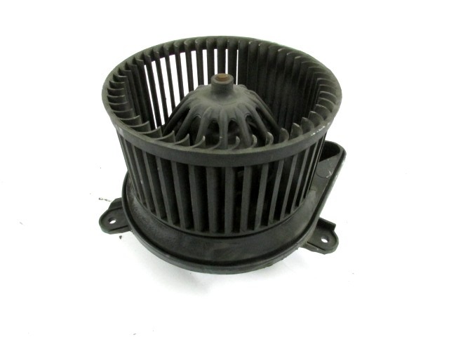 VENTILATOR  KABINE  OEM N. 7701048969 ORIGINAL REZERVNI DEL NISSAN INTERSTAR X70 (2002 - 2016)DIESEL LETNIK 2002