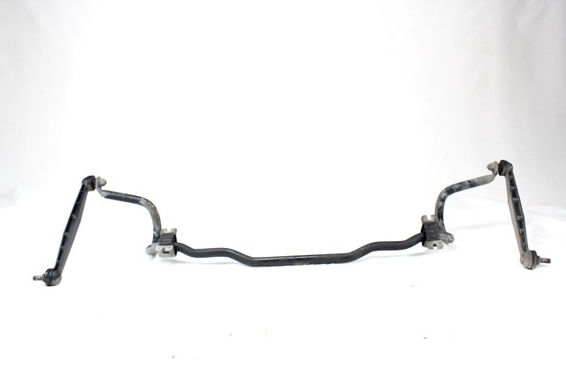 SPREDNJI STABILIZATOR OEM N. 13208045 ORIGINAL REZERVNI DEL OPEL ASTRA H A04 L48,L08,L35,L67 5P/3P/SW (2004 - 2007) DIESEL LETNIK 2006