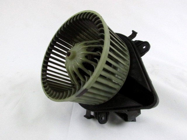 VENTILATOR  KABINE  OEM N. 46723714 ORIGINAL REZERVNI DEL FIAT PUNTO 188 188AX MK2 (1999 - 2003) BENZINA LETNIK 2000