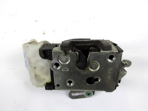 CENTRALNI ZAKLEP SPREDNJIH VRAT  OEM N. 46536061 ORIGINAL REZERVNI DEL FIAT PUNTO 188 188AX MK2 (1999 - 2003) BENZINA LETNIK 2000