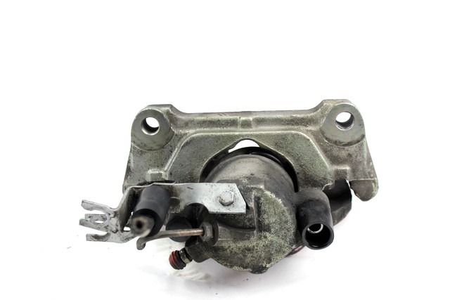 SPREDNJE LEVE ZAVORNE CELJUSTI  OEM N. 4B0615123 ORIGINAL REZERVNI DEL AUDI A4 B6 8E2 8E5 BER/SW (2001 - 2005) DIESEL LETNIK 2003