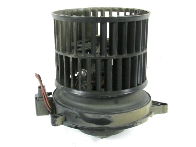 VENTILATOR  KABINE  OEM N. 2S6H-18456-AD ORIGINAL REZERVNI DEL FORD FIESTA JH JD MK5 R (2005 - 2008) BENZINA LETNIK 2006