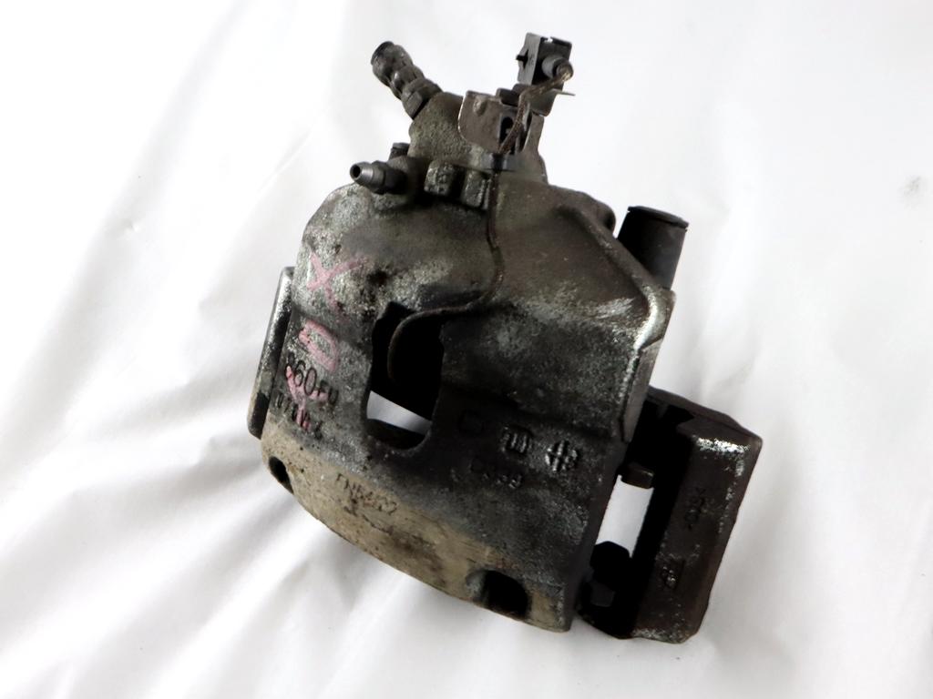 SPREDNJE DESNE ZAVORNE CELJUSTI  OEM N. 77365759 ORIGINAL REZERVNI DEL FIAT PUNTO 199 MK3 (2011 - 2017)BENZINA LETNIK 2017