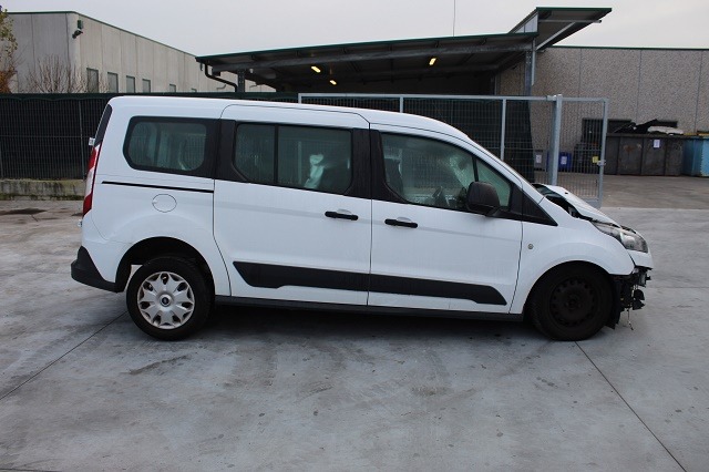 FORD TOURNEO CONNECT 1.6 D 85KW 6M 4P (2016) RICAMBI IN MAGAZZINO 