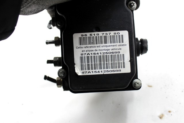 ABS AGREGAT S PUMPO OEM N. 9651873780 ORIGINAL REZERVNI DEL PEUGEOT 307 3A/B/C/E/H BER/SW/CABRIO (2001 - 2009) DIESEL LETNIK 2004