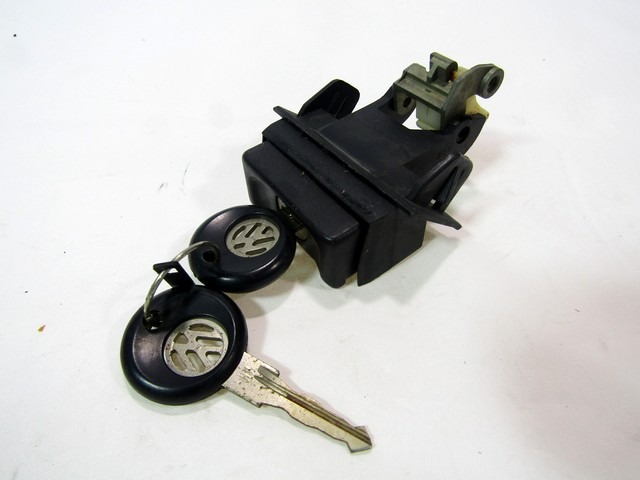 ZAKLEPANJE PRTLJA?NIH VRAT  OEM N. 191827571C  ORIGINAL REZERVNI DEL VOLKSWAGEN GOLF II 19E 1G1 MK2 (1983 - 1992)BENZINA LETNIK 1985