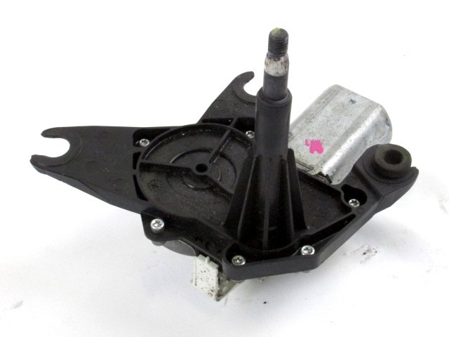 MOTORCEK ZADNJEGA BRISALCA OEM N. 8200734582 ORIGINAL REZERVNI DEL DACIA SANDERO MK1 (2008 - 2012) BENZINA LETNIK 2009