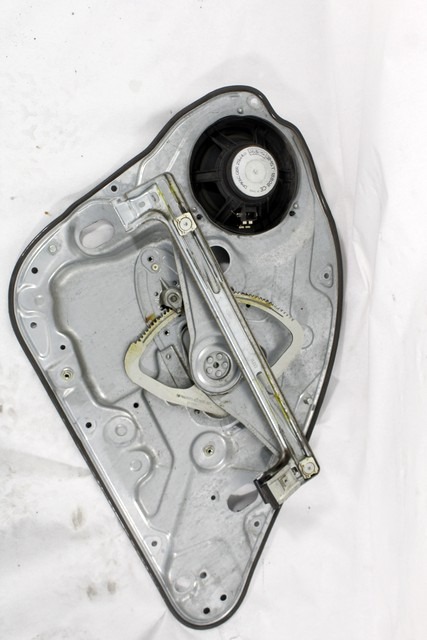 MEHANIZEM DVIGA ZADNJIH STEKEL  OEM N. 18519 SISTEMA ALZACRISTALLO PORTA POSTERIORE ELETT ORIGINAL REZERVNI DEL FORD FOCUS DA HCP DP MK2 BER/SW (2005 - 2008) DIESEL LETNIK 2006