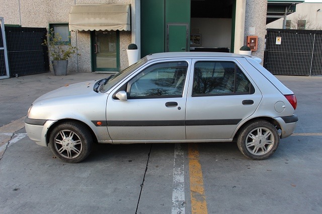 FORD FIESTA 1.2 55KW 5P B 5M (2000) RICAMBI IN MAGAZZINO 