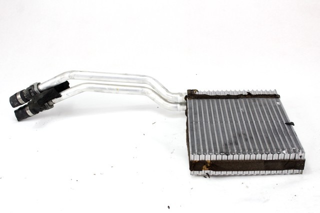 GRELEC RADIATORJA OEM N. 3M5H-18476-EA ORIGINAL REZERVNI DEL FORD FOCUS DA HCP DP MK2 BER/SW (2005 - 2008) DIESEL LETNIK 2006