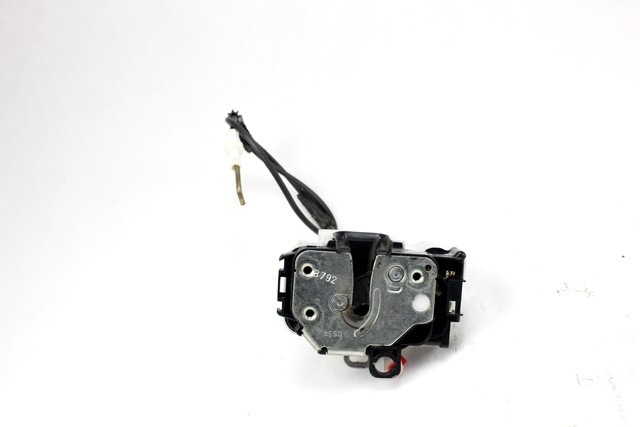 CENTRALNO ZAKLEPANJE PREDNIH LEVIH VRAT OEM N. 51785924 ORIGINAL REZERVNI DEL FIAT 500 CINQUECENTO 312 MK3 (2007 - 2015) BENZINA LETNIK 2008