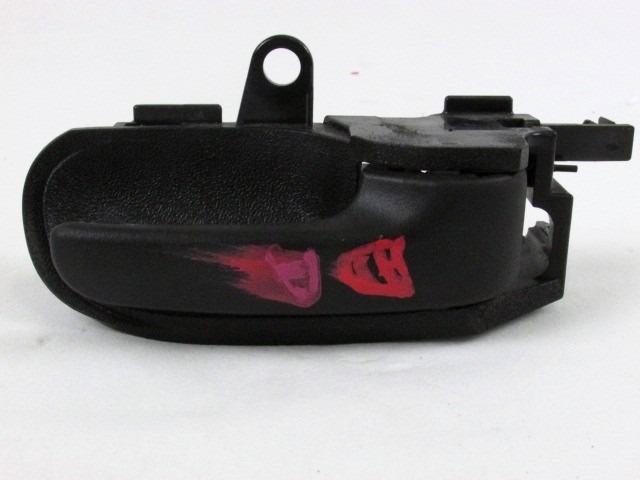 NOTRANJA KLJUKA  OEM N. 9143K8 ORIGINAL REZERVNI DEL PEUGEOT 107 PM PN (2005 - 2014) BENZINA LETNIK 2013