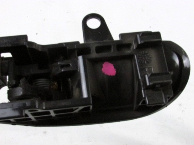 NOTRANJA KLJUKA  OEM N. 9143K8 ORIGINAL REZERVNI DEL PEUGEOT 107 PM PN (2005 - 2014) BENZINA LETNIK 2013