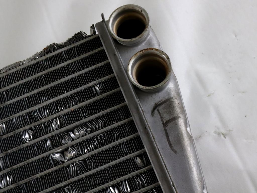 GRELEC RADIATORJA OEM N. 7701208766 ORIGINAL REZERVNI DEL RENAULT CLIO BR0//1 CR0/1 KR0/1 MK3 (2005 - 05/2009) DIESEL LETNIK 2007