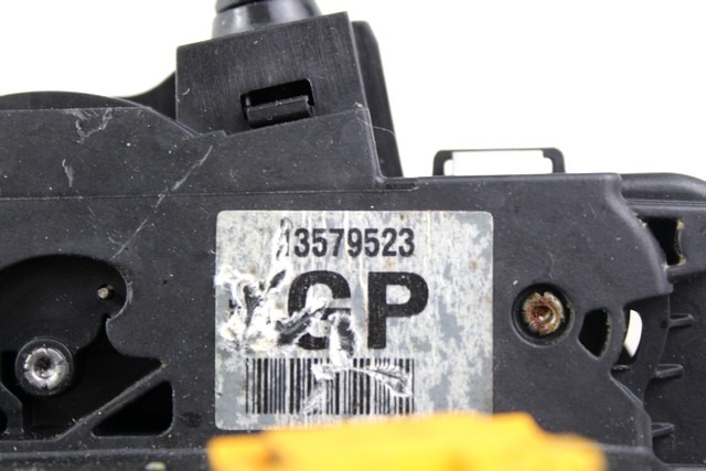 CENTRALNI ZAKLEP SPREDNJIH VRAT  OEM N. 13579523 ORIGINAL REZERVNI DEL OPEL INSIGNIA A G09 (2008 - 2017)DIESEL LETNIK 2014