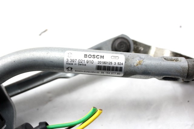 MOTORCEK PREDNJIH BRISALCEV OEM N. 390241589 ORIGINAL REZERVNI DEL PEUGEOT 208 CA CC MK1 (2012 -2019) BENZINA/GPL LETNIK 2018