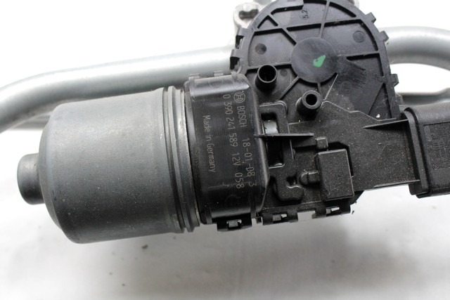 MOTORCEK PREDNJIH BRISALCEV OEM N. 390241589 ORIGINAL REZERVNI DEL PEUGEOT 208 CA CC MK1 (2012 -2019) BENZINA/GPL LETNIK 2018