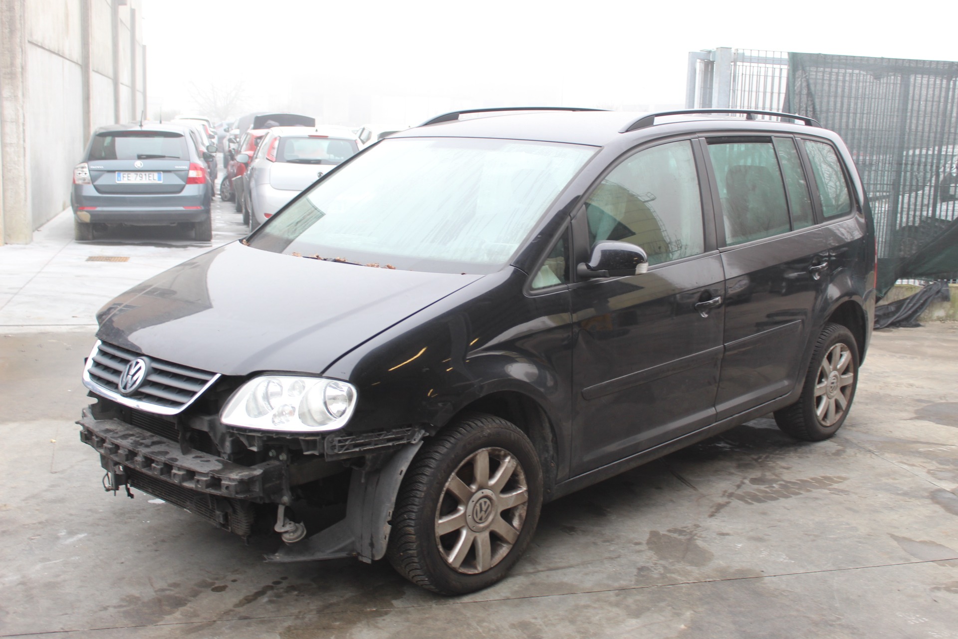 VOLKSWAGEN TOURAN 1.9 D 77KW 6M 5P (2006) RICAMBI IN MAGAZZINO