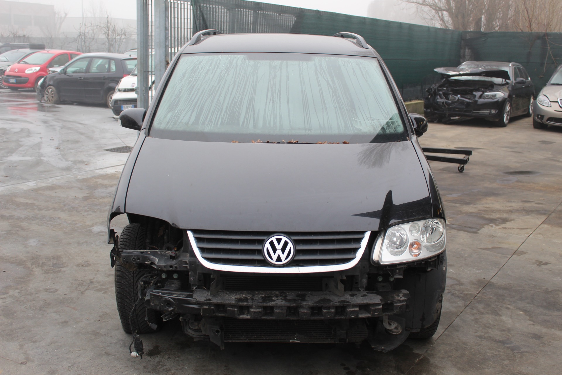 VOLKSWAGEN TOURAN 1.9 D 77KW 6M 5P (2006) RICAMBI IN MAGAZZINO