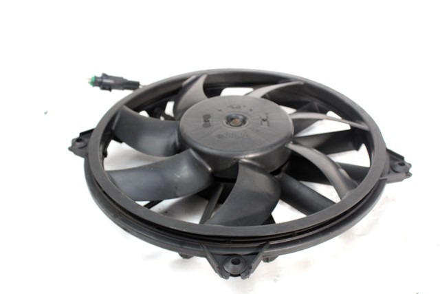 VENTILATOR HLADILNIKA OEM N. 9661571480 ORIGINAL REZERVNI DEL PEUGEOT 308 4A 4B 4C 4E 4H MK1 BER/SW/CC (2007 - 2013) DIESEL LETNIK 2010