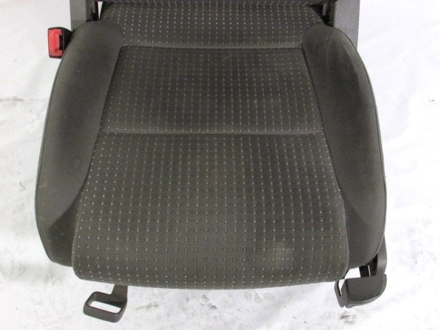 SPREDNJI LEVI SEDEZ BLAGO OEM N. SEASTADA28ZMV5P ORIGINAL REZERVNI DEL AUDI A2 8Z 8Z0 (1999 - 2005)BENZINA LETNIK 2000