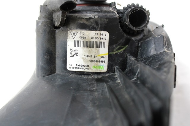 DESNA MEGLENKA OEM N. 9680498880 ORIGINAL REZERVNI DEL PEUGEOT 308 4A 4B 4C 4E 4H MK1 BER/SW/CC (2007 - 2013) DIESEL LETNIK 2010