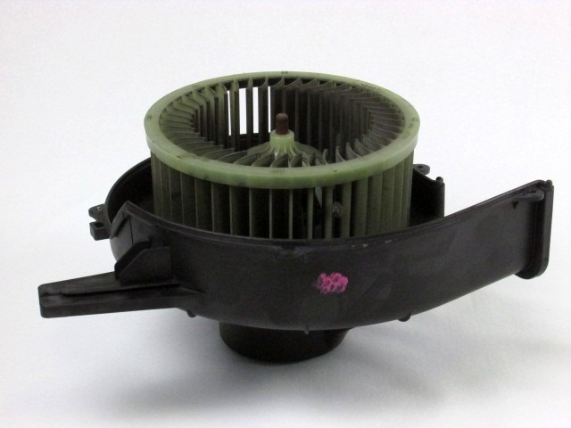 VENTILATOR  KABINE  OEM N. 6Q1820015 ORIGINAL REZERVNI DEL AUDI A2 8Z 8Z0 (1999 - 2005)BENZINA LETNIK 2000