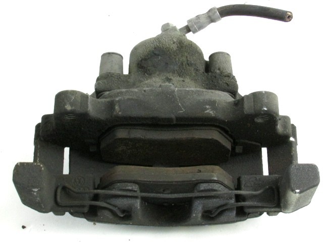 SPREDNJE DESNE ZAVORNE CELJUSTI  OEM N. 1K0615124H ORIGINAL REZERVNI DEL AUDI A3 MK2 8P 8PA 8P1 (2003 - 2008)DIESEL LETNIK 2003