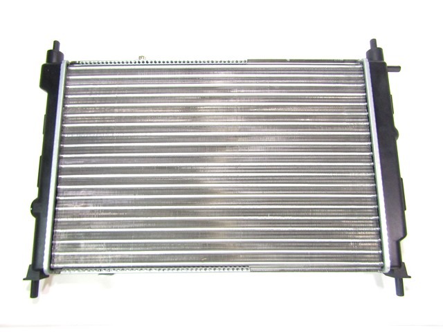 RADIATOR VODE OEM N. 1300197 ORIGINAL REZERVNI DEL OPEL ASTRA F T92 56 57 5P/3P/SW (1991 - 1998) BENZINA LETNIK 1995