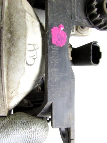 DESNA MEGLENKA OEM N. 9685425280 ORIGINAL REZERVNI DEL PEUGEOT 206 PLUS T3E 2EK 2AC (2009 - 2012) DIESEL LETNIK 2010