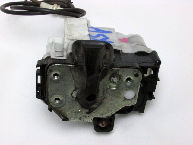 CENTRALNO ZAKLEPANJE PREDNIH LEVIH VRAT OEM N. 51785924 ORIGINAL REZERVNI DEL FIAT 500 CINQUECENTO 312 MK3 (2007 - 2015) BENZINA LETNIK 2007