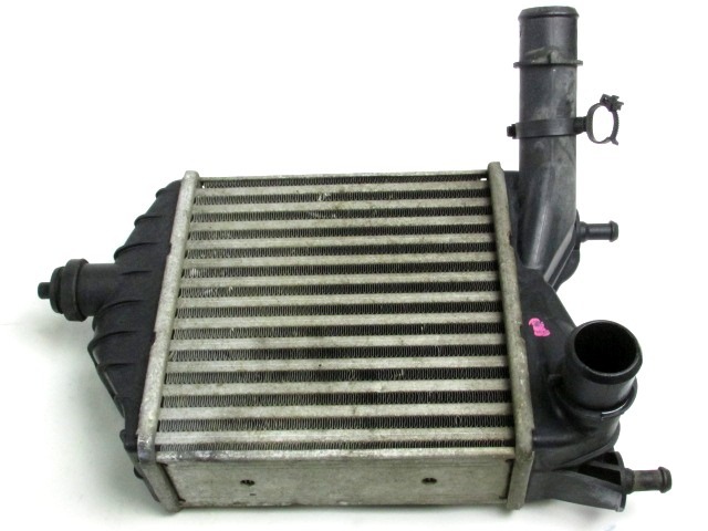 HLADILNIK INTERCOOLER OEM N. 847850000 ORIGINAL REZERVNI DEL FIAT PUNTO 188 MK2 R (2003 - 2011) DIESEL LETNIK 2004