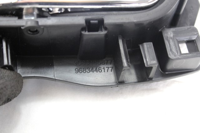 NOTRANJA KLJUKA  OEM N. 9683446877 ORIGINAL REZERVNI DEL CITROEN DS3 (2009 - 2014) DIESEL LETNIK 2011