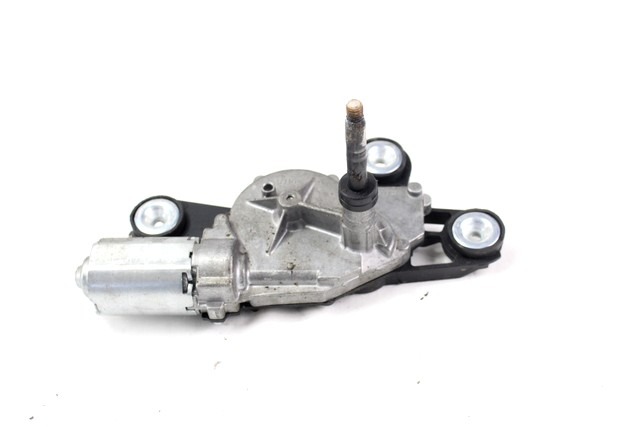 MOTORCEK ZADNJEGA BRISALCA OEM N. 8A61-17K441-AB ORIGINAL REZERVNI DEL FORD FIESTA CB1 CNN MK6 (09/2008 - 11/2012) BENZINA/GPL LETNIK 2010