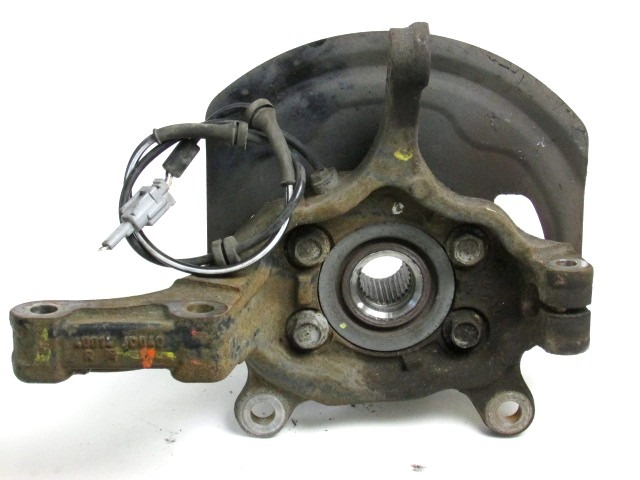 VRTLJIVI LEZAJ DESNO / PESTO KOLESA Z LEZAJEM SPREDAJ OEM N. 40014JD000 ORIGINAL REZERVNI DEL NISSAN QASHQAI J10C (2006 - 2010) DIESEL LETNIK 2008