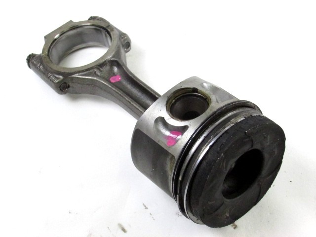 BAT ROCICNE GREDI/ OEM N. 038198401F ORIGINAL REZERVNI DEL AUDI A3 MK2 8P 8PA 8P1 (2003 - 2008)DIESEL LETNIK 2003