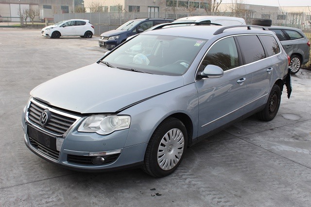 VOLKSWAGEN PASSAT SW 2.0 D 81KW 5M 5P (2009) RICAMBI IN MAGAZZINO