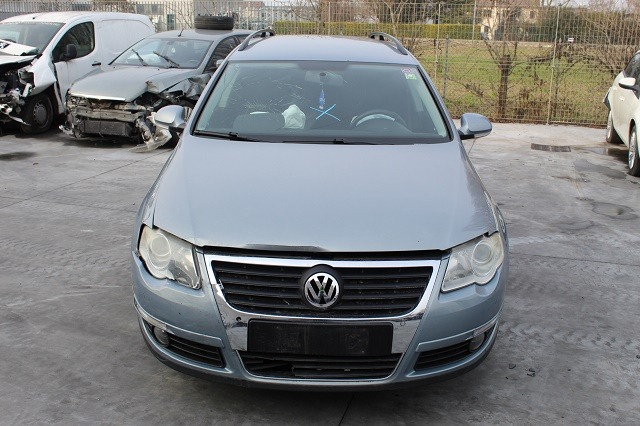 VOLKSWAGEN PASSAT SW 2.0 D 81KW 5M 5P (2009) RICAMBI IN MAGAZZINO