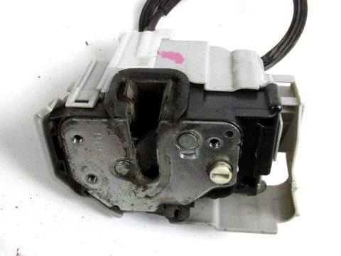 CENTRALNA KLJUCAVNICA ZADJIH LEVIH VRAT OEM N. 51827960 ORIGINAL REZERVNI DEL FIAT BRAVO 198 R (2010 - 2014) DIESEL LETNIK 2011