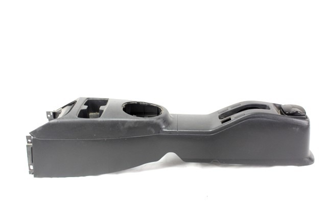 PLASTIKA MED SEDEZI BREZ NASLONJALA ROK OEM N. 75811-79J0 ORIGINAL REZERVNI DEL SUZUKI SX4 EY GY (2006 - 2010) DIESEL LETNIK 2010