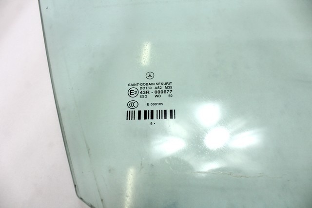 STEKLO SPREDNJIH DESNIH VRAT OEM N. A2127250810 ORIGINAL REZERVNI DEL MERCEDES CLASSE E W212 BER/SW (2009 - 2016)DIESEL LETNIK 2010