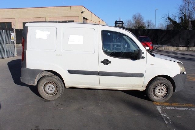 FIAT DOBLO 1.3 D 55KW 5M 2P (2006) RICAMBI IN MAGAZZINO 