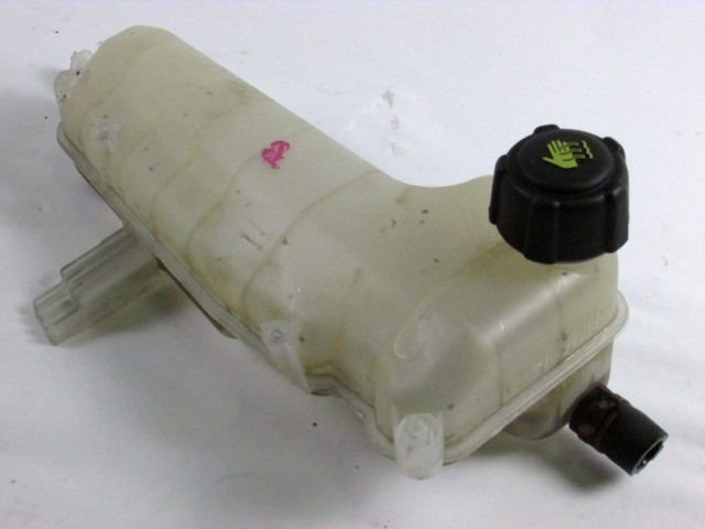 HLADILNA VODA ZA RADIJATORJE OEM N. 7700427953 ORIGINAL REZERVNI DEL RENAULT CLIO BB CB MK2 R / CLIO STORIA (05/2001 - 2012) BENZINA/GPL LETNIK 2008