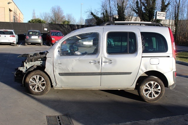 RENAULT KANGOO 1.5 D 81KW 6M 5P (2018) RICAMBI IN MAGAZZINO